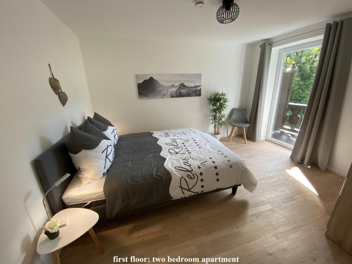 Ferienhaus Alpenjuwel ガルミッシュ・パルテンキルヒェン エクステリア 写真
