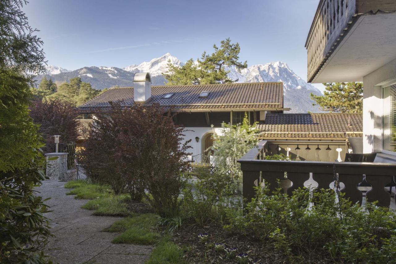 Ferienhaus Alpenjuwel ガルミッシュ・パルテンキルヒェン エクステリア 写真